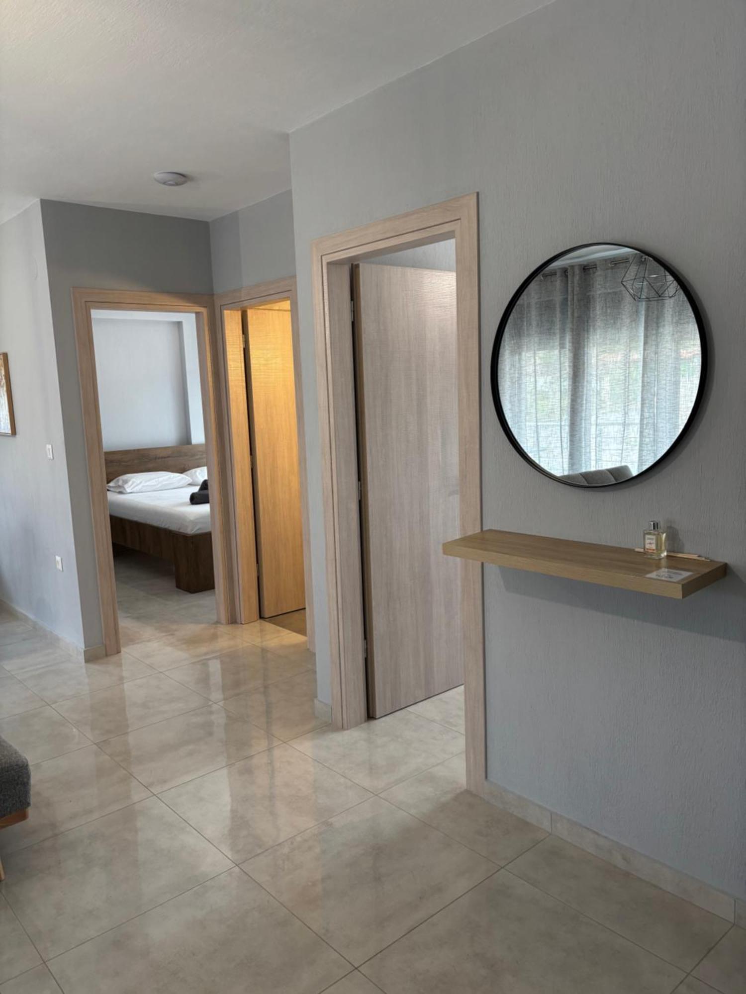 Elinor Apartments Флогита Экстерьер фото